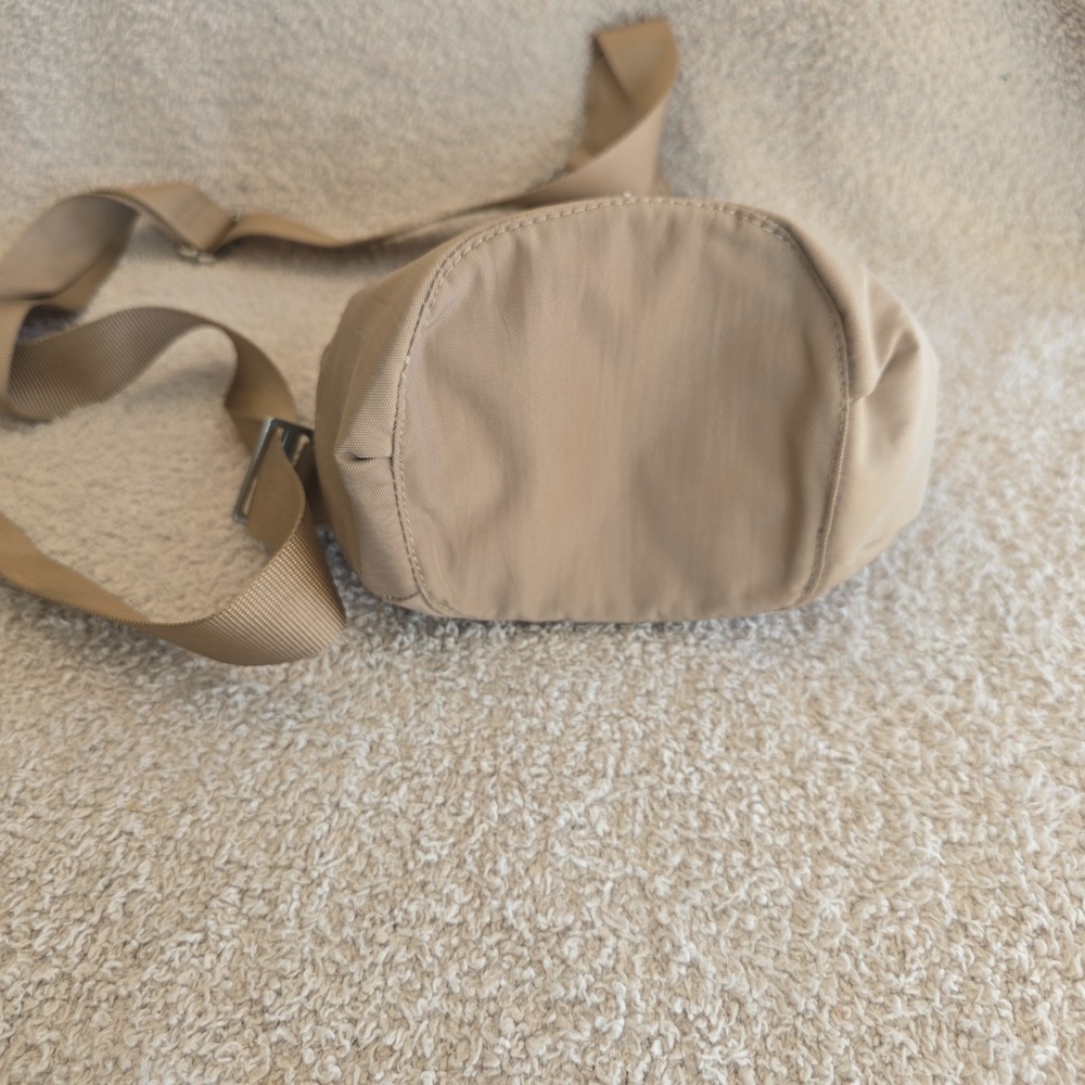 Baggallini Mini Sling Crossbody Bag Color Is Beach (Tan) Outdoor Hiking Travel - Picture 3 of 12